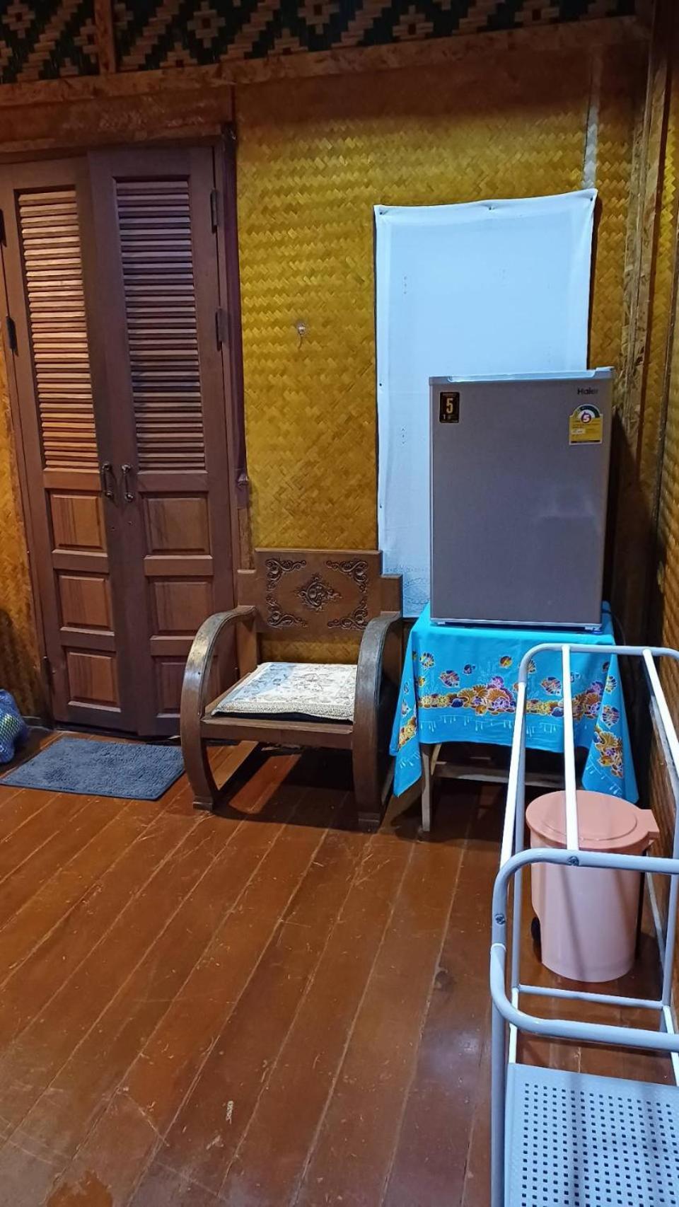Orchid Home Тау Экстерьер фото